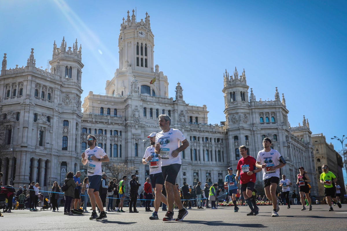 preview for El resumen del Zúrich Rock 'n' Roll Running Series Madrid 2023