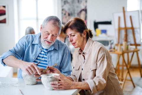 couple at ceramics workshop