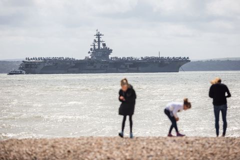 the uss george h w bush arrives in portsmouth