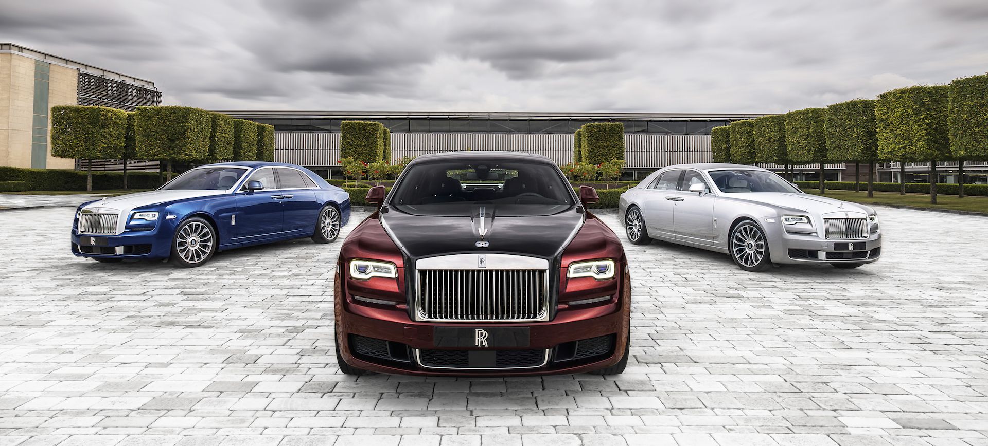 RollsRoyce New Ghost  sedan siêu sang thế hệ mới có giá từ 299 tỷ đồng   VOVVN