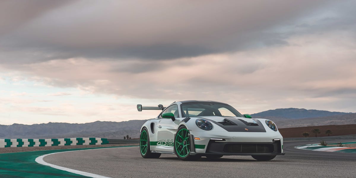 Porsche Reveals 911 GT3 RS Limited Edition in Tribute to Carrera RS