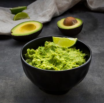 guacamole with lime