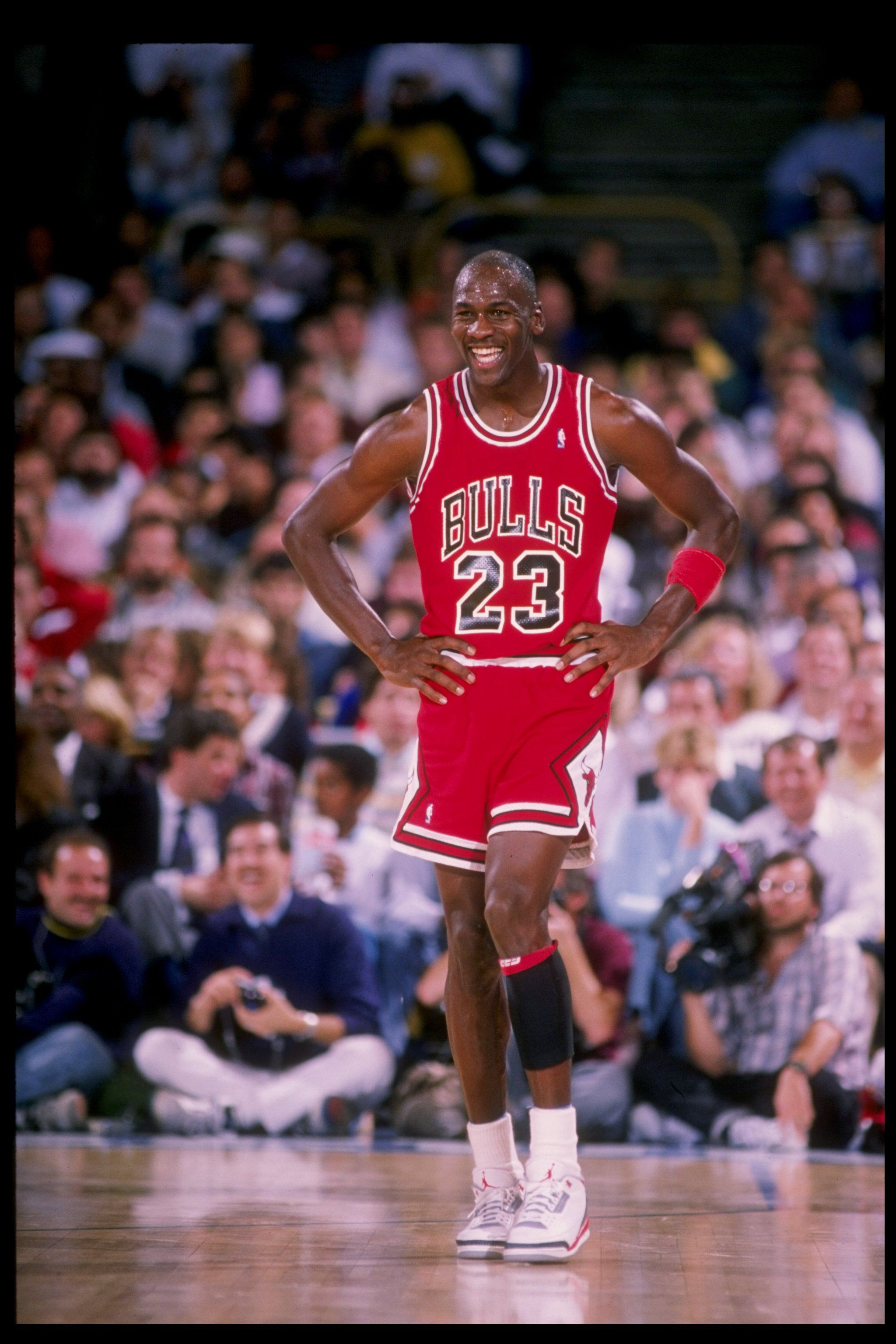 Anestésico Armario docena Michael Jordan Net Worth — What Is Michael Jordan Worth Now?