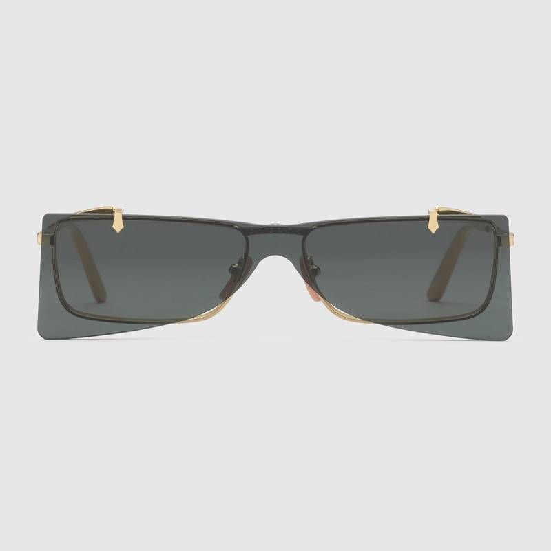 Eyewear, Sunglasses, Glasses, Personal protective equipment, Vision care, aviator sunglass, Goggles, Rectangle, Material property, Transparent material, 