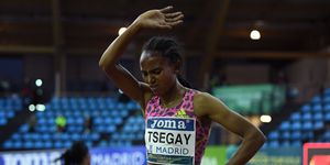 gudaf tsegay gana la prueba de 3000 metros en la reunión de madrid en el año 2021