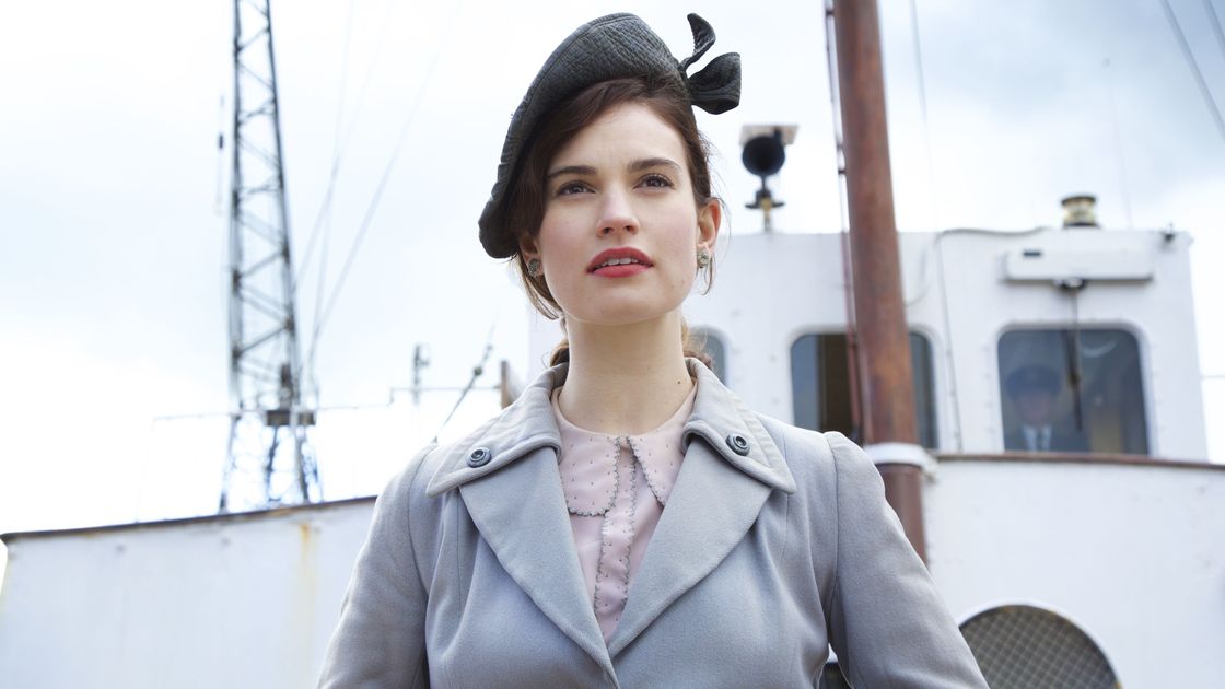 preview for The Guernsey Literary and Potato Peel Pie Society Flower Scene
