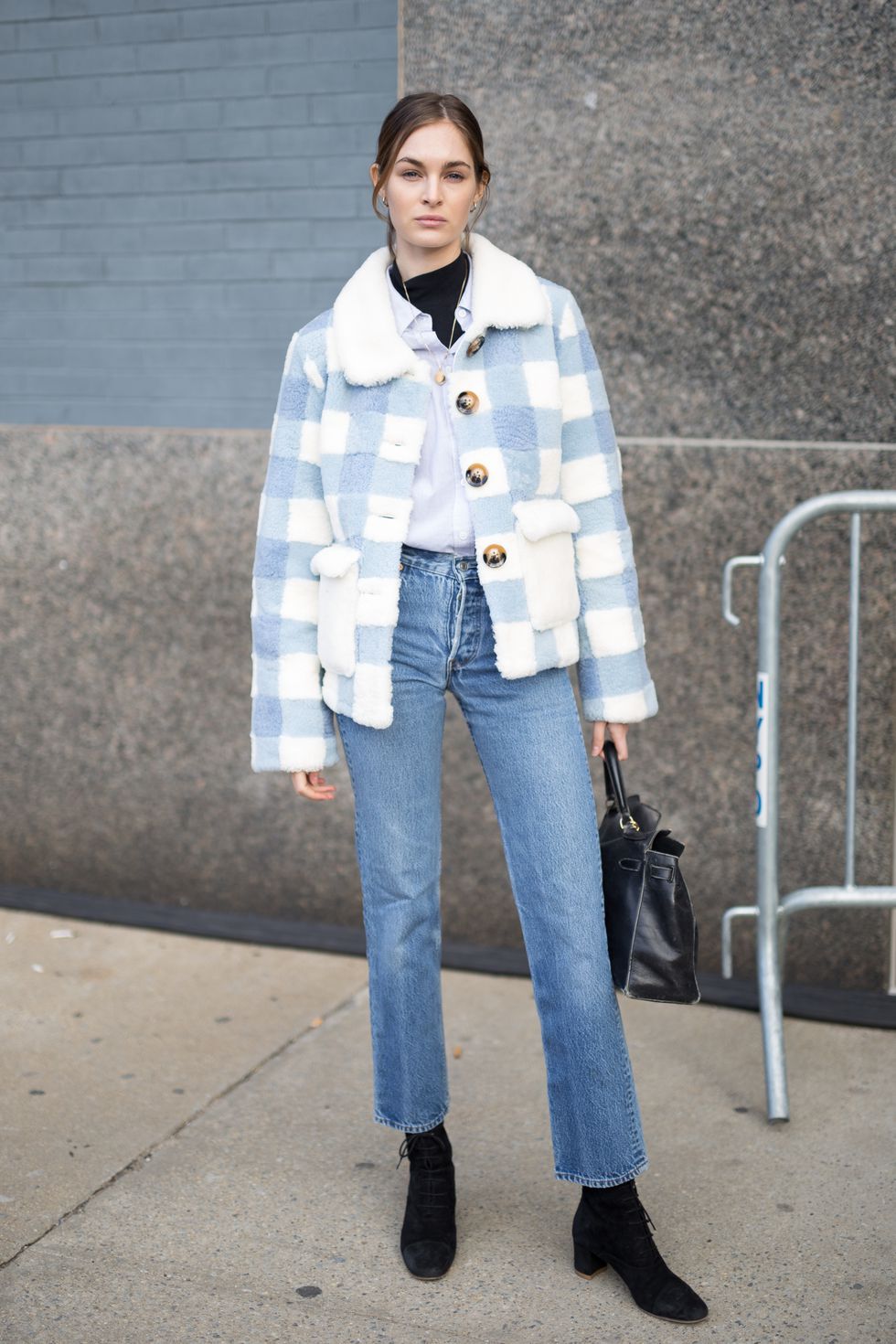 Street Style - New York Fashion Week February 2018 - Day 1