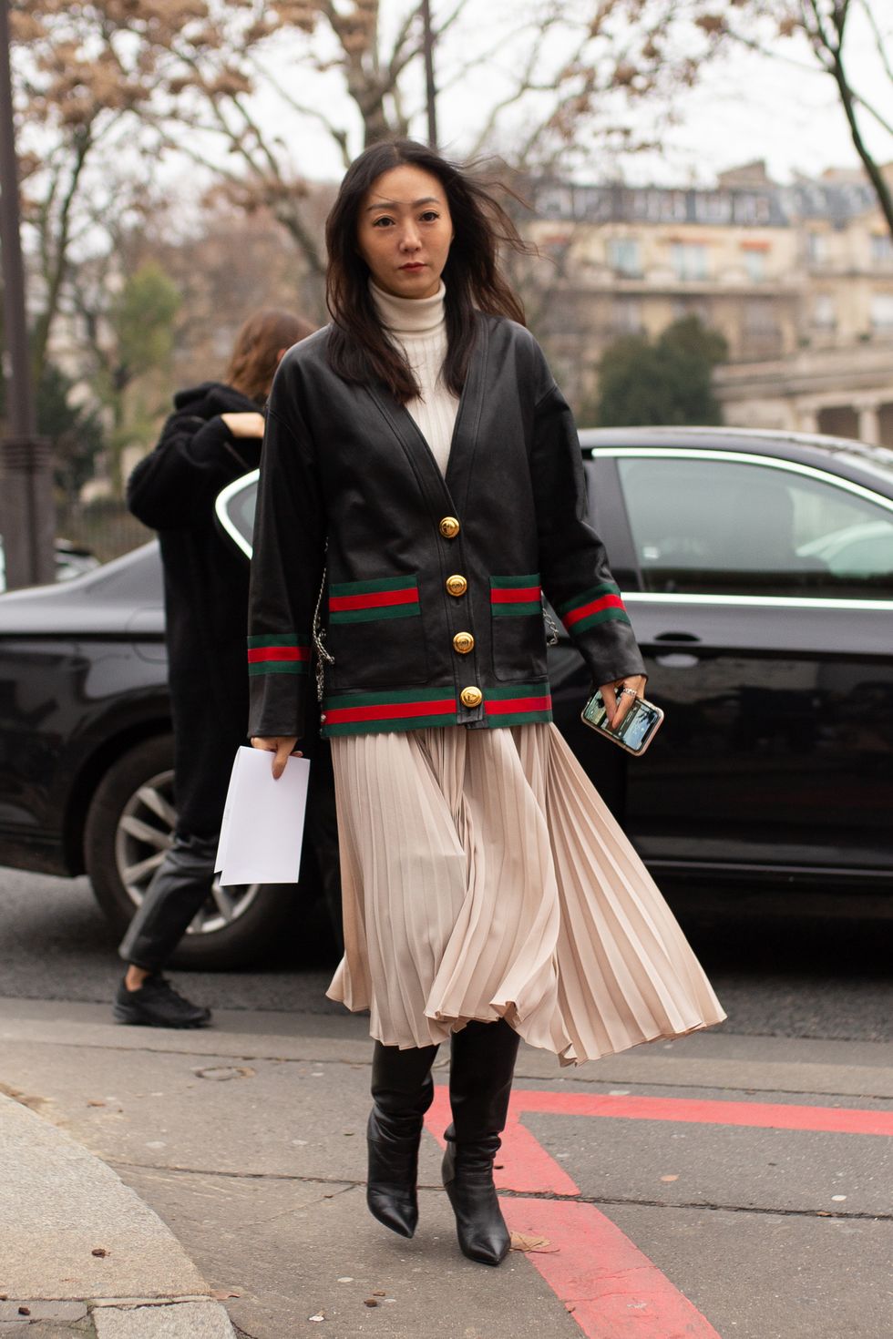Street Style - Paris Fashion Week - Menswear F/W 2019-2020 : Day Six