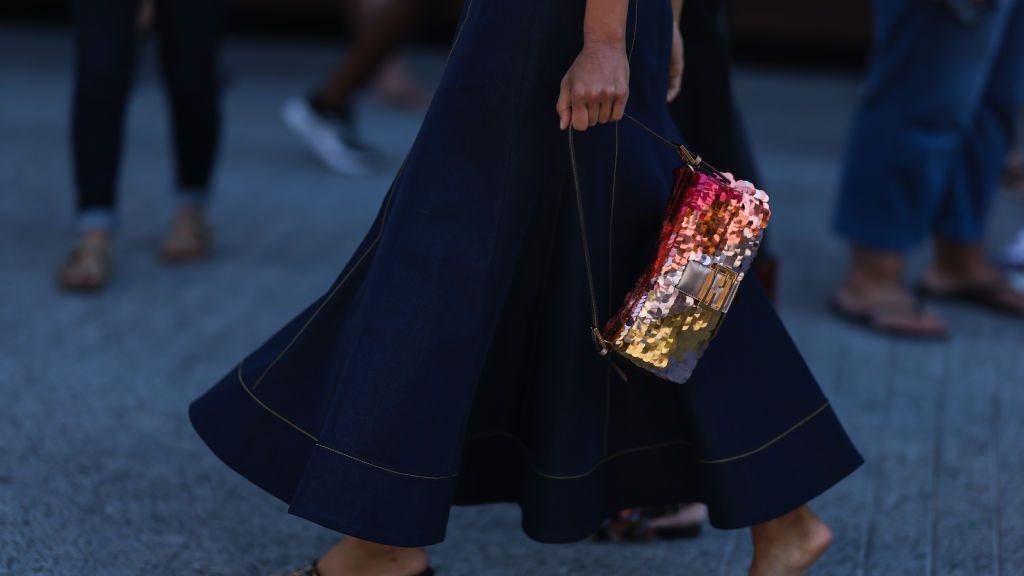 Borsa bauletto 2022: da Louis Vuitton a Prada, il ritorno del trend