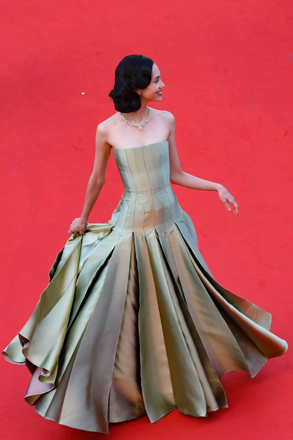 Best Cannes Red Carpet Dresses 2019 - Photos of Fashion at 72nd Cannes ...