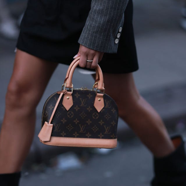 Luxury Handbag - LOUIS VUITTON SQUARE