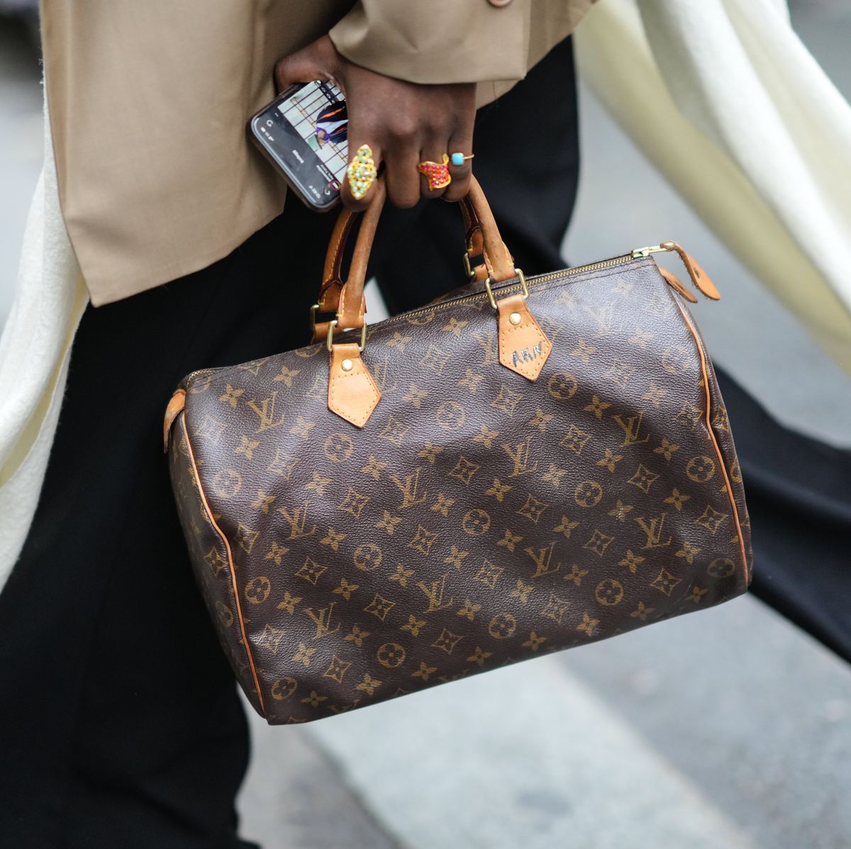 woman purses louis vuittons handbags