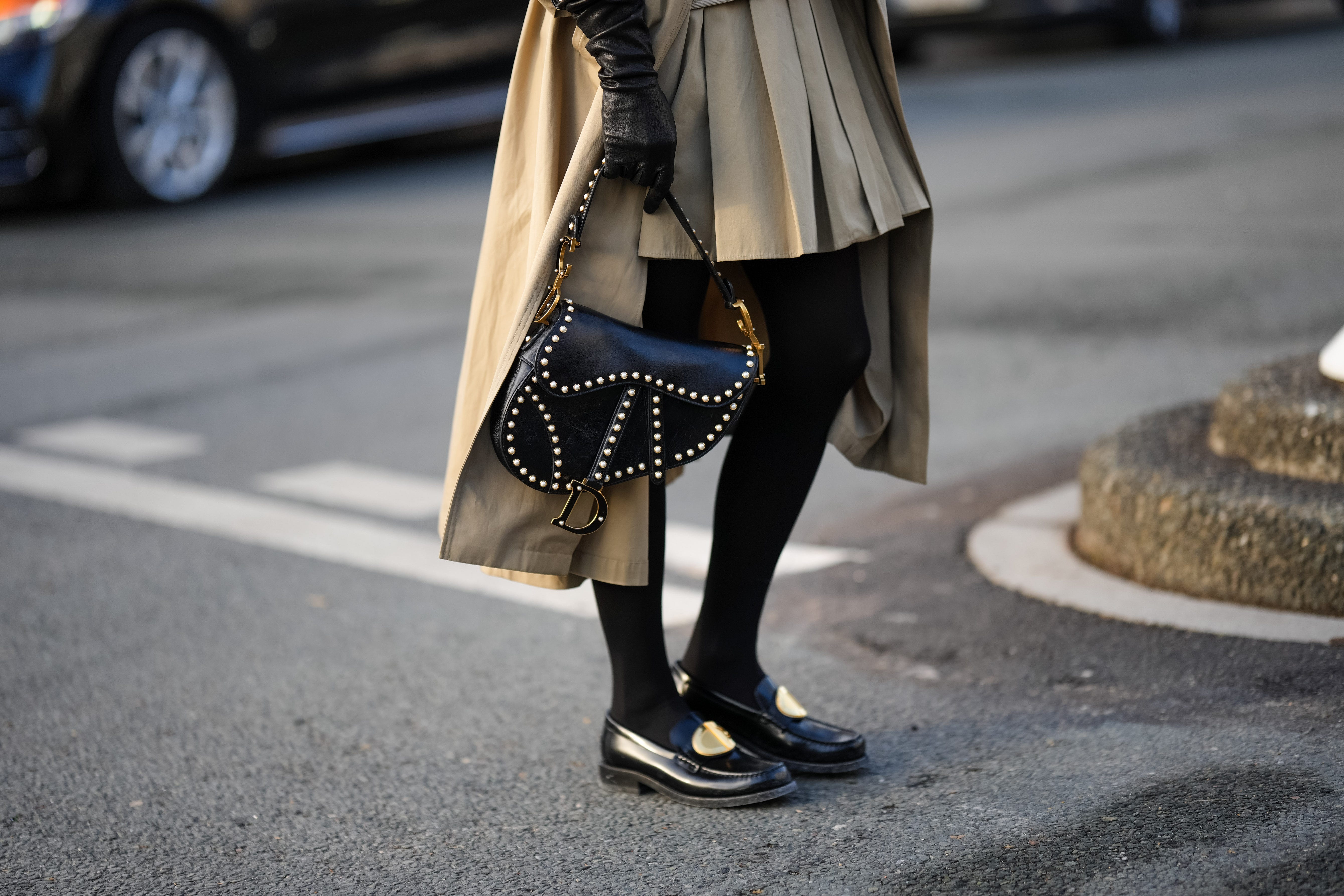 The Dior Saddle Bag: History of the Hero.