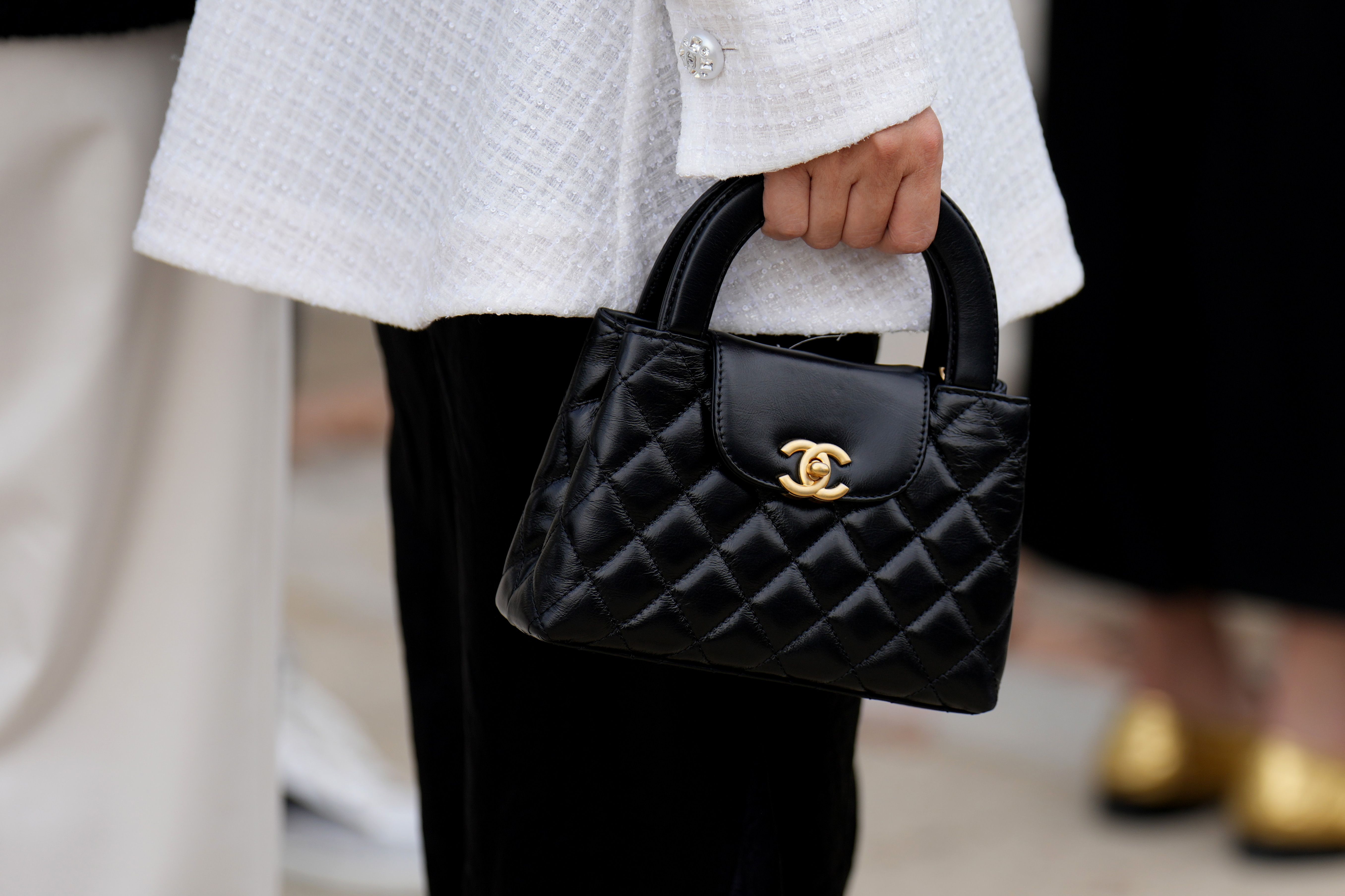 Chanel  Buy or Sell your designer clothing online! - Vestiaire Collective