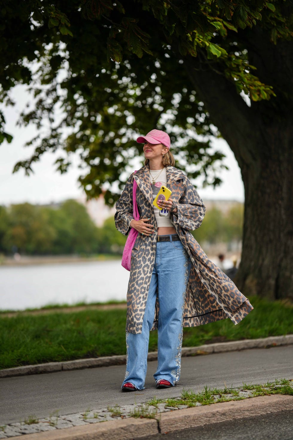 2024春夏哥本哈根時裝週街拍趨勢：動物紋狂想street style day 3 copenhagen fashion week springsummer 2024