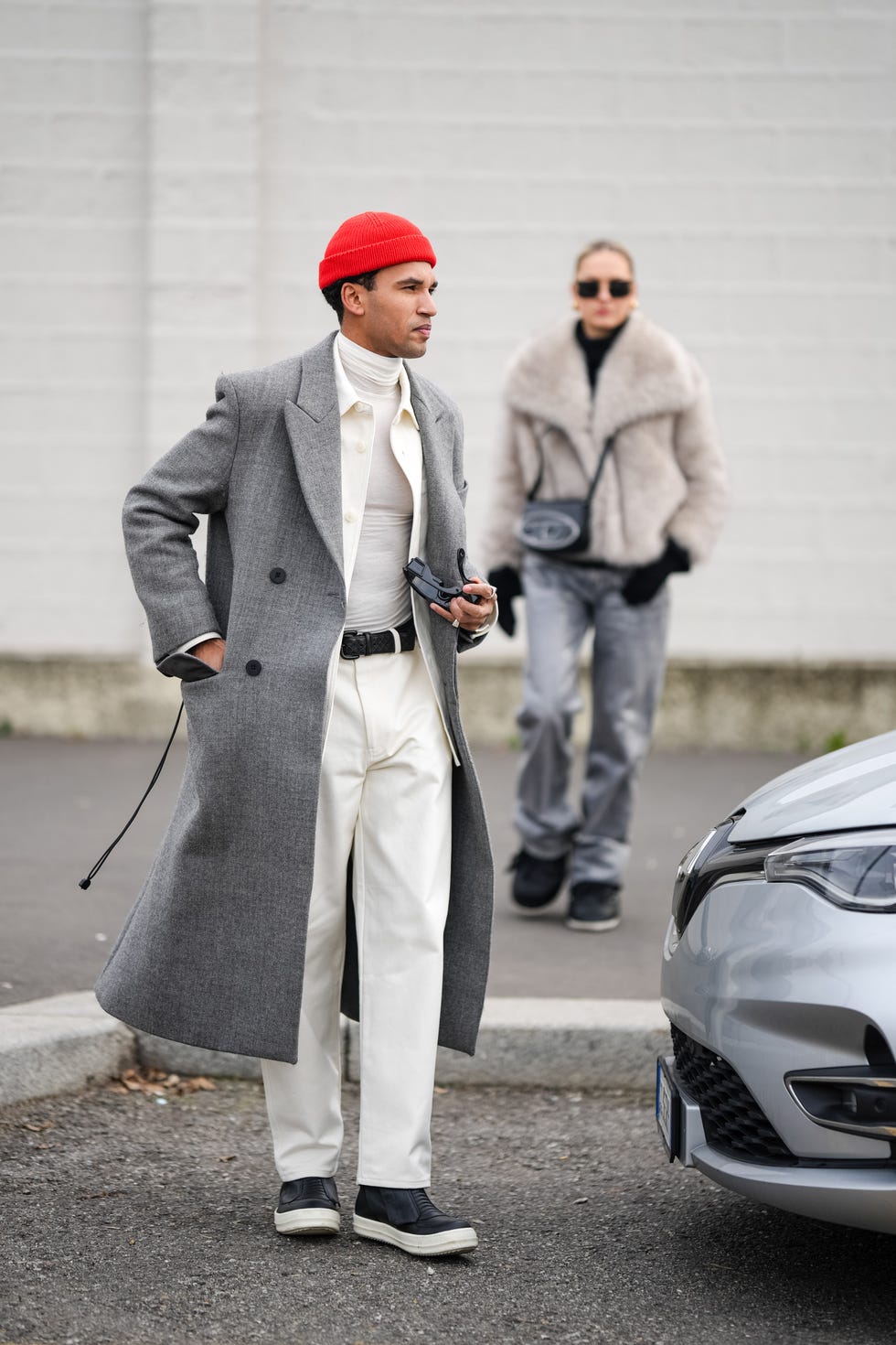 Trench uomo: i modelli di tendenza per gli outfit d'autunno