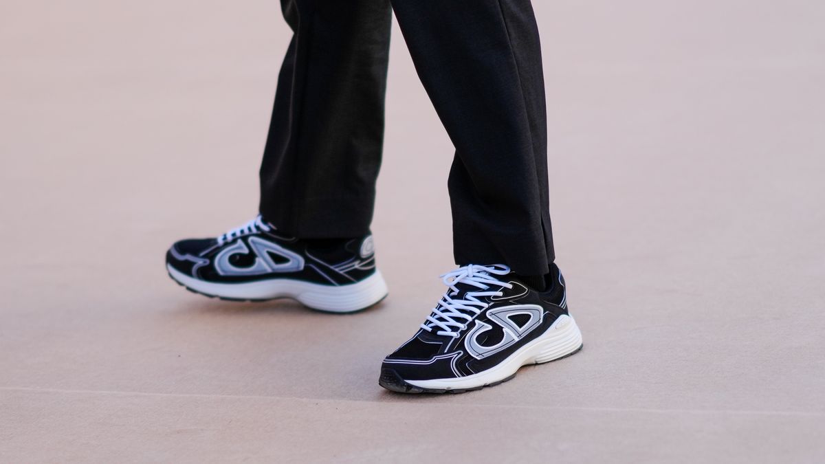 Las 10 mejores zapatillas negras para hombre del 2023