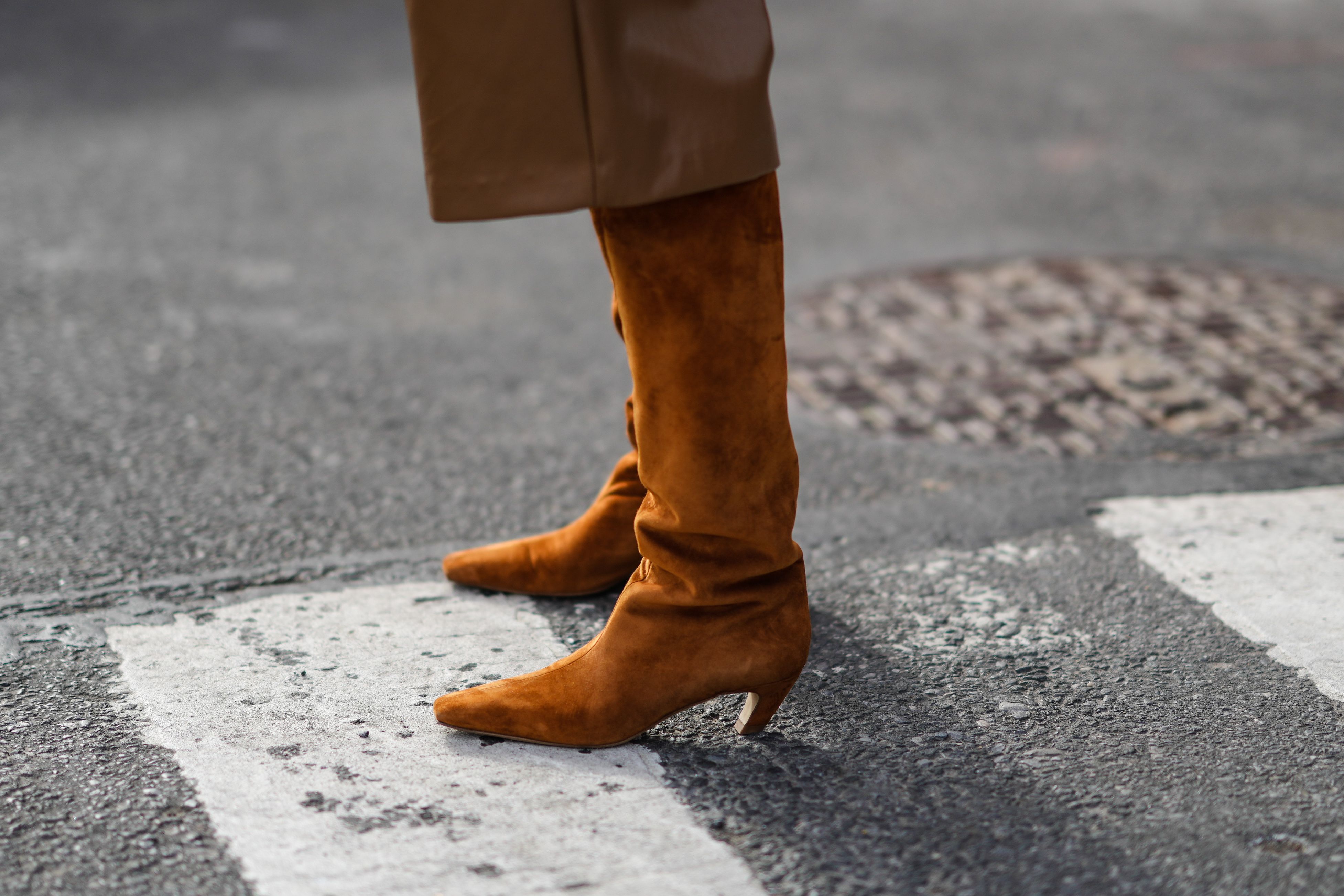 Best Pairs of Suede Boots for Women