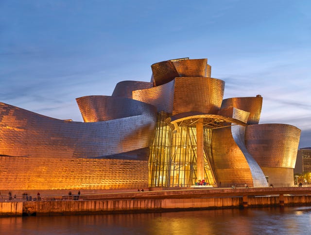 Guggenheim Museum by Frank Gehry. Bilbao, Spain