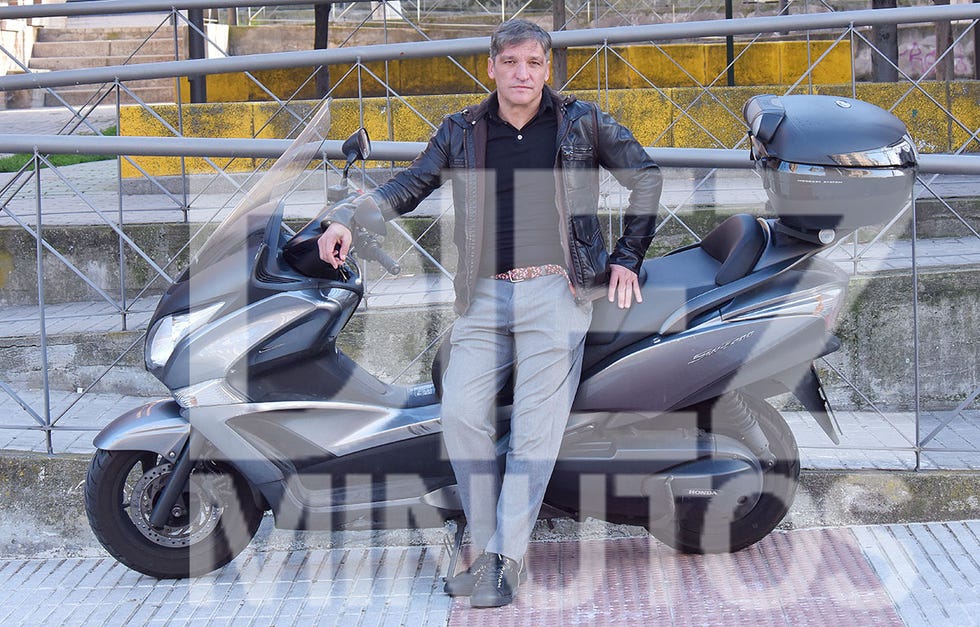 El paparazzi Gustavo González ha tomado una de las decisiones más difíciles de su vida: romper con María Lapiedra; y nos cuenta, en exclusiva a Diez Minutos, los motivos que le han llevado a tomar esta decisión.