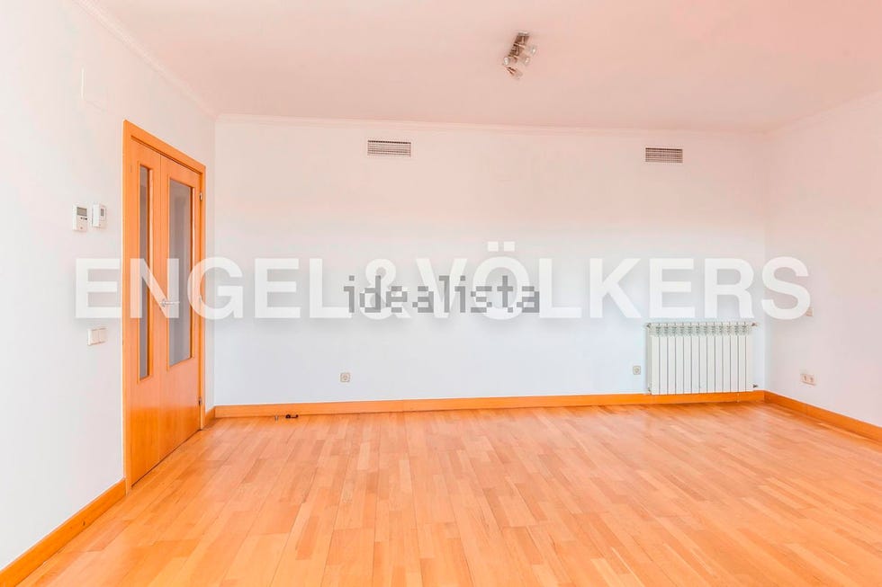 Gustavo y María estrenan casa en Madrid