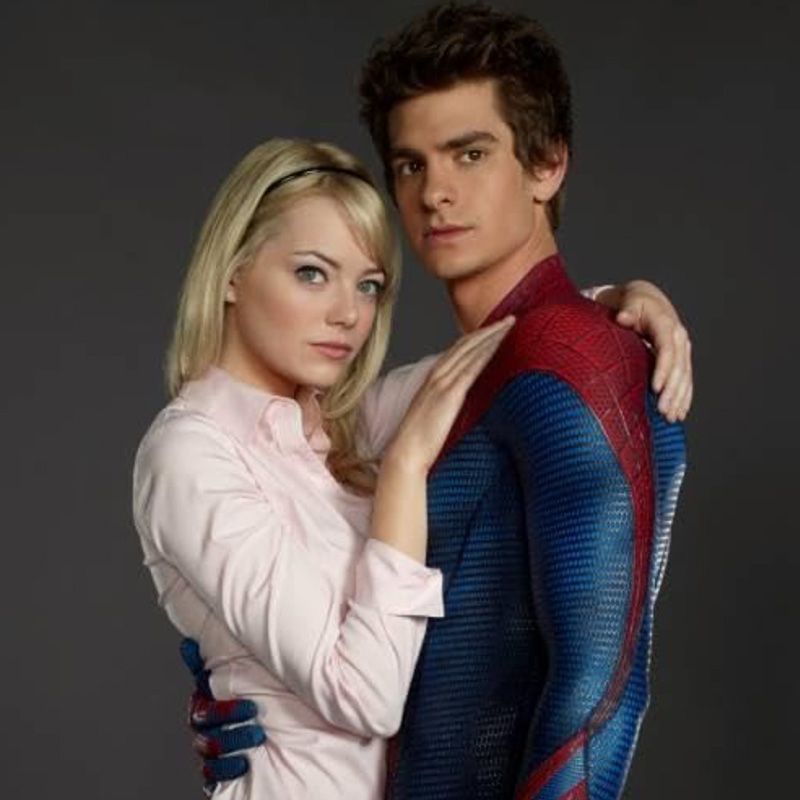 gwen stacy halloween costume ideas — emma stone as gwen stacy in the amazing spiderman