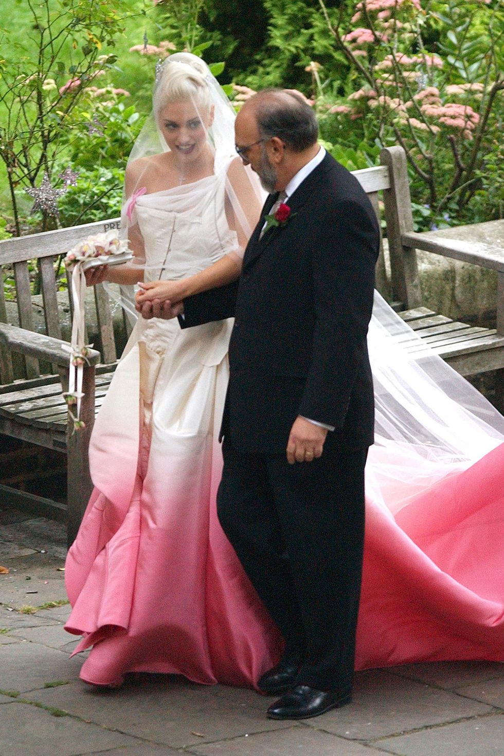 Gwen stefani wedding dress