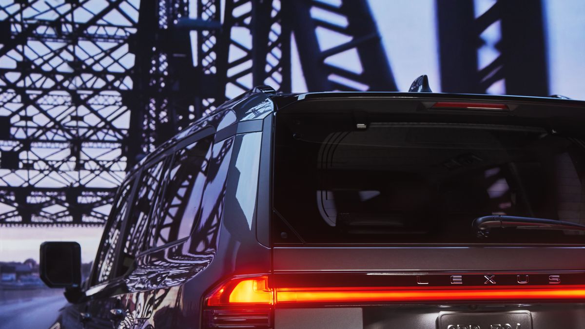Teaser Suggests the All-New 2024 Lexus GX Will Be Boxier in Form
