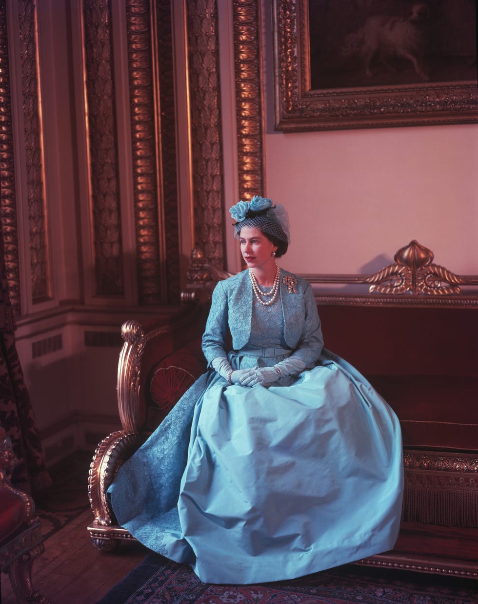queen fashion