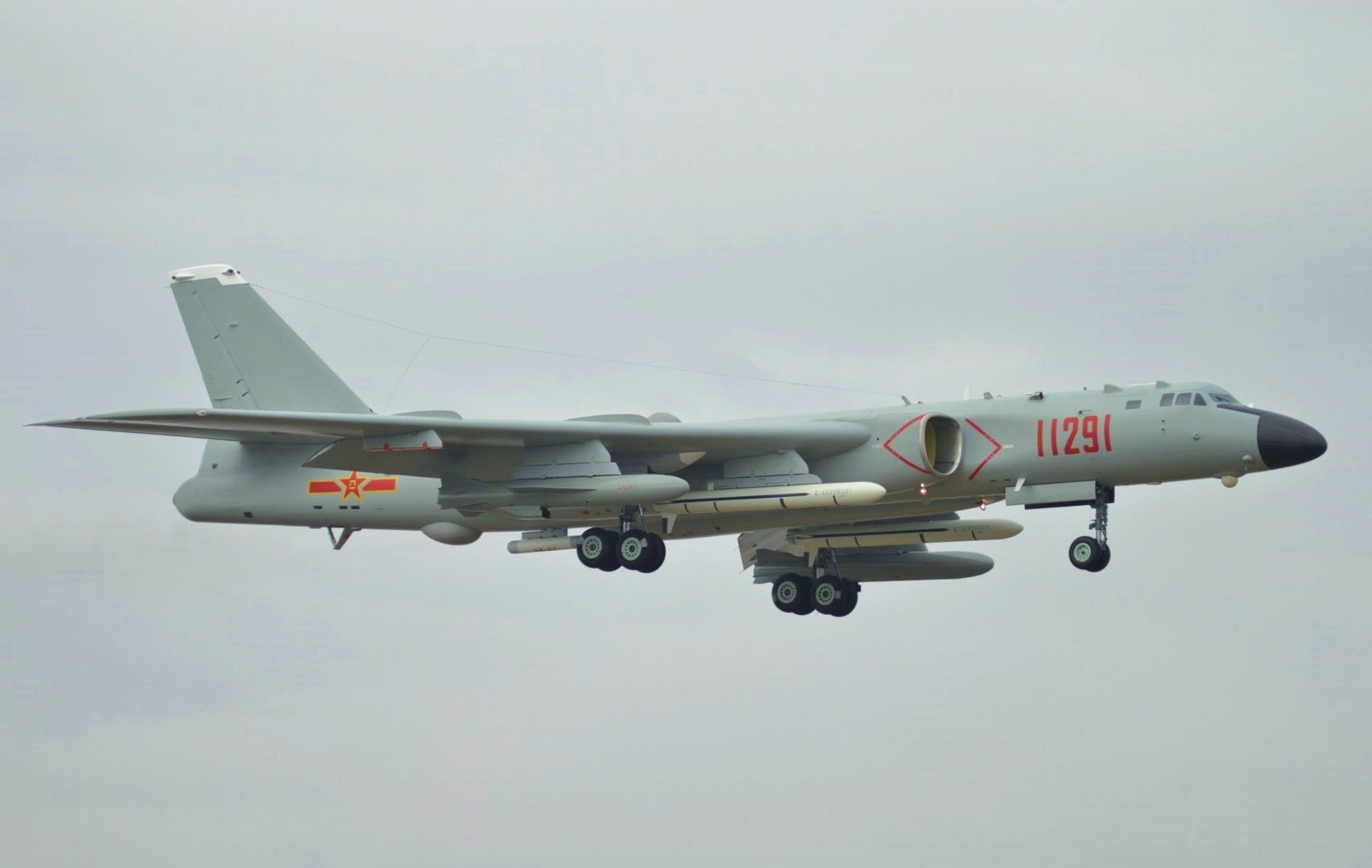 China h-6k landing