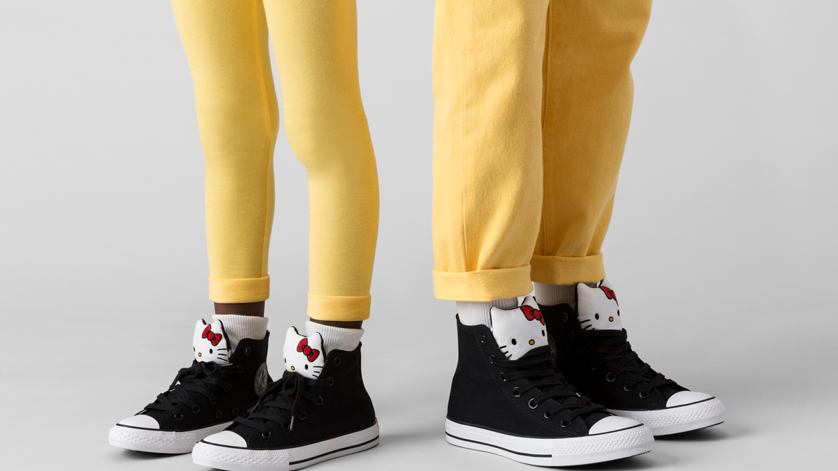 Las Converse de Hello que necesita fan de la gatita más adorable - Hello Kitty x las zapatillas que necesitas