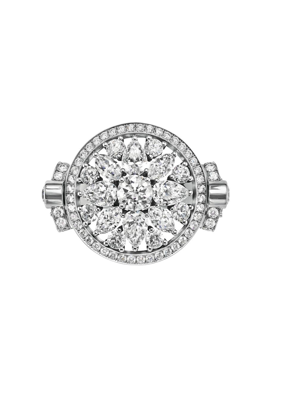Diamond, Ring, Jewellery, Engagement ring, Fashion accessory, Platinum, Gemstone, Body jewelry, Metal, Silver, 