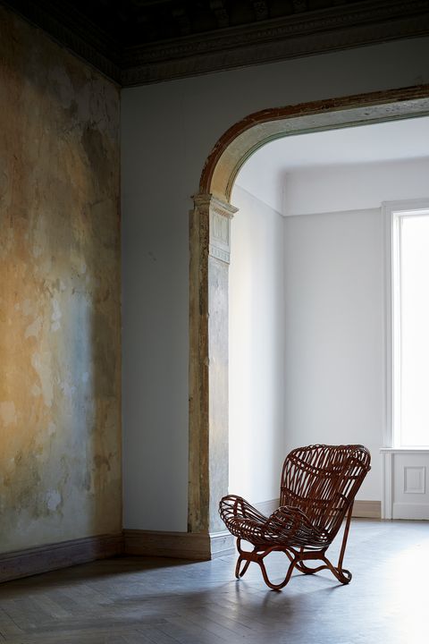 Chair, Furniture, Room, Floor, Property, Light, Architecture, Wall, House, Interior design, 