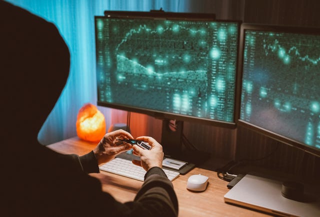 Heksenjacht Op Crypto Charlatan Die Miljarden Liet Verdampen Heksenjacht Op Crypto Charlatan Die Miljarden Liet Verdampen