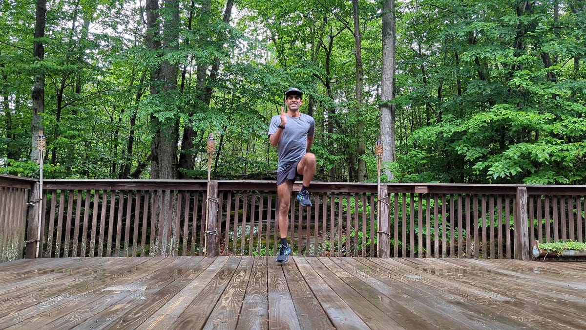 You Can Do This Quick Cardio Workout Outside to Get Your Heart Rate Up on Non-Running Days