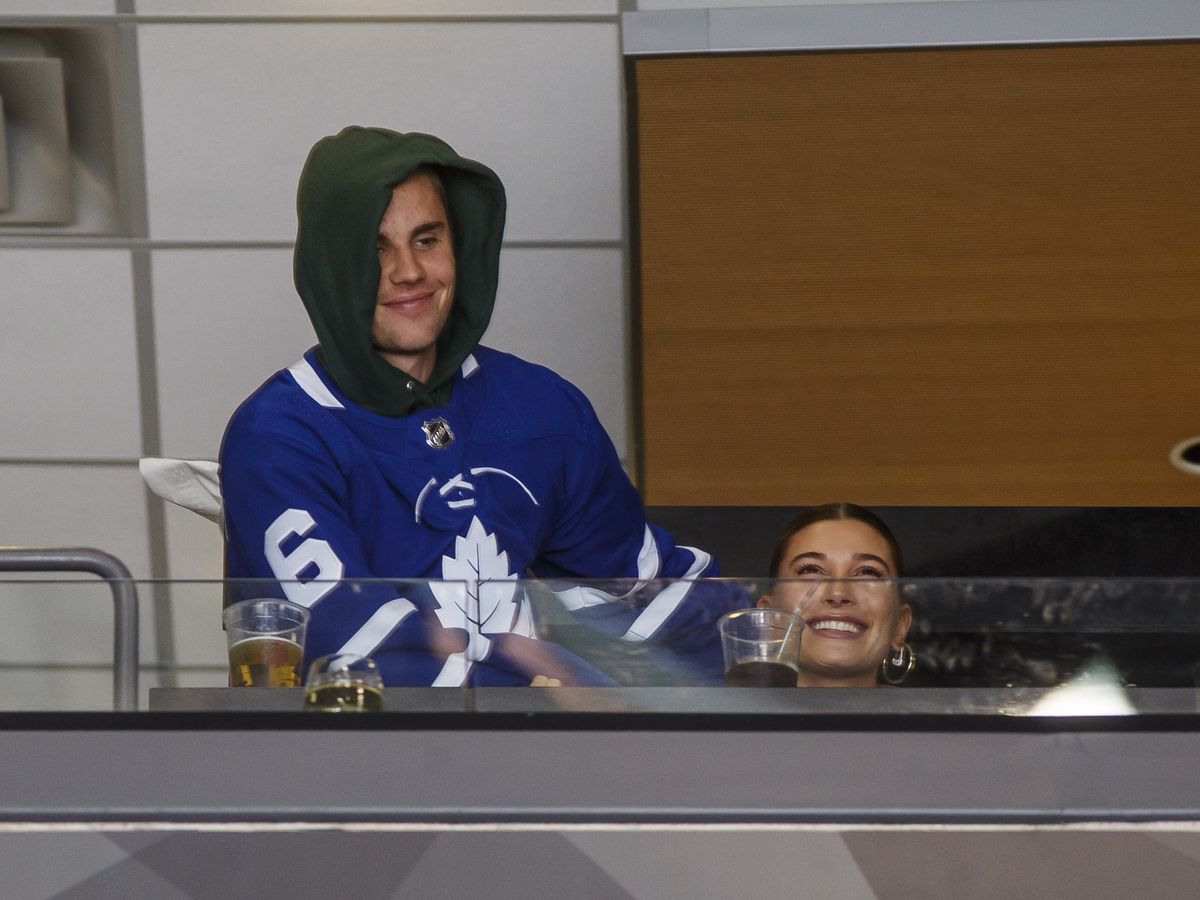 Is Justin Bieber On The Toronto Maple Leafs? Biebs Unofficially