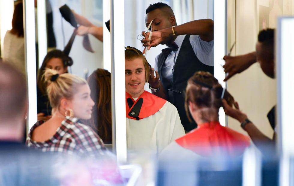 See Justin Bieber's Great New Haircut - How Hailey Baldwin Influenced Justin Bieber's Hairstyle See Justin Bieber's Great New Haircut - How Hailey Baldwin Influenced Justin Bieber's Hairstyle