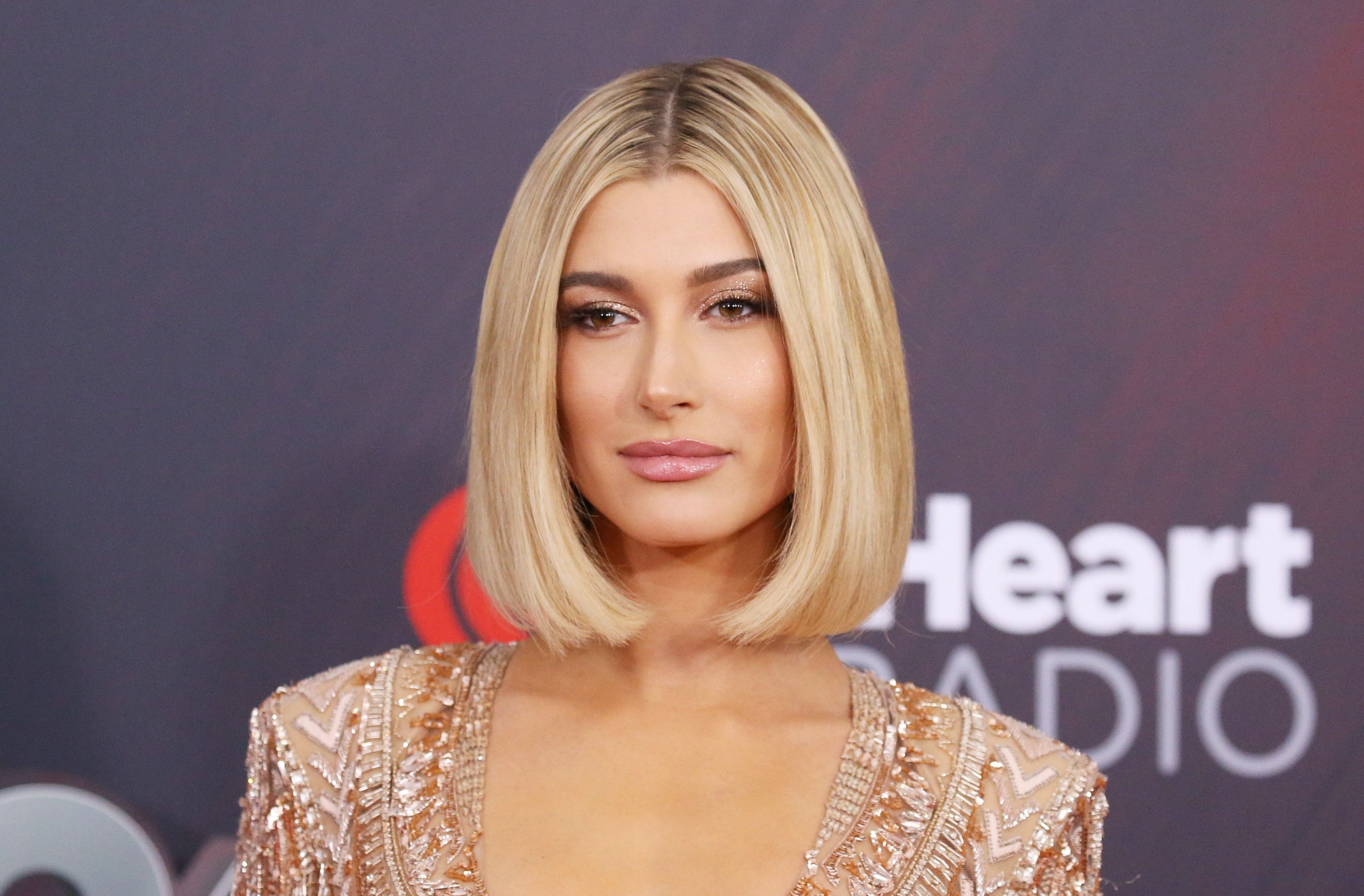 Every time Hailey Bieber was the definition of beauty goals | Hairstyles  haircuts, Hair lengths, Medium hair styles