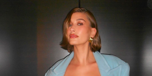 Hailey Bieber Brings This '90s Styling Trick Bang Up-To-Date For Now