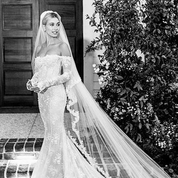 Hailey Bieber show wedding dress which is designed by OFF-WHITE c/o VIRGIL ABLOH.