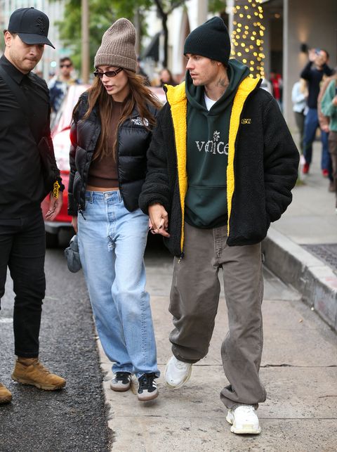 los angeles, ca   november 07 hailey bieber and justin bieber are seen on november 07, 2022 in los angeles, california  photo by bellocqimagesbauer griffingc images
