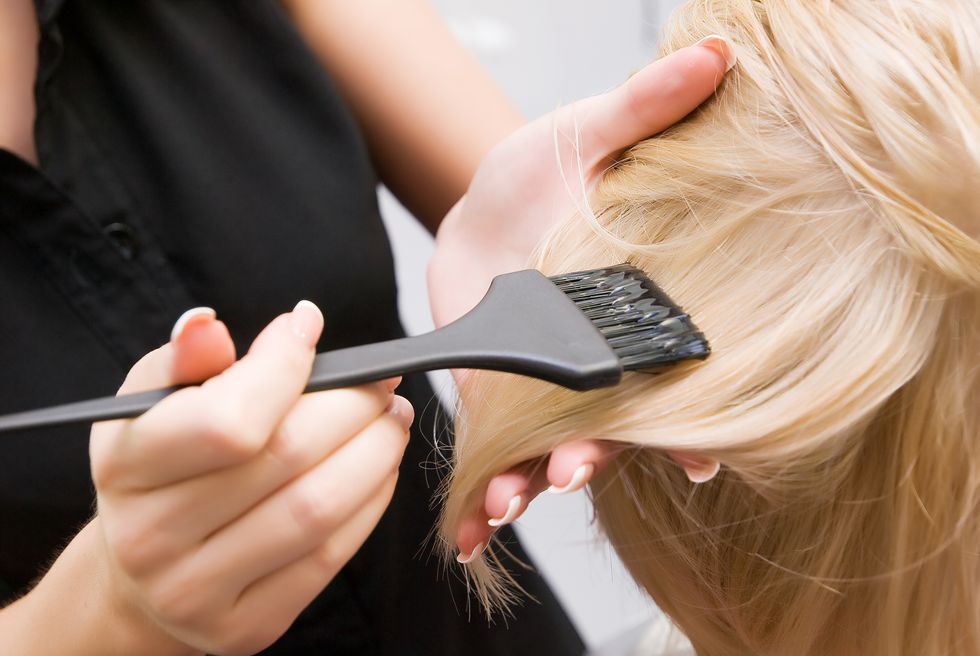 15款好評護髮油推薦！「修護染燙受損、改善頭髮毛燥分岔」用途及正確用法公開