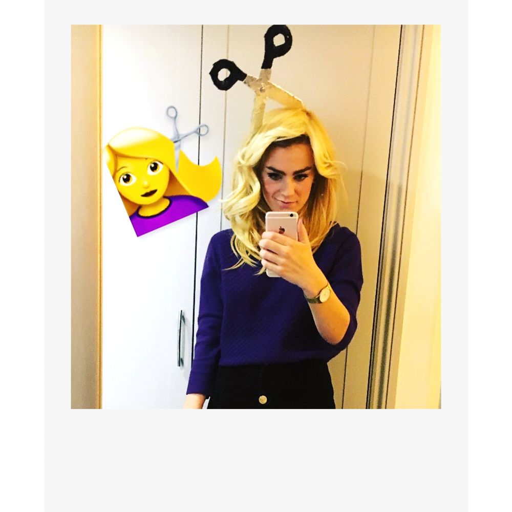 emoji backgrounds - emoji costume ideas - emoji costume idea