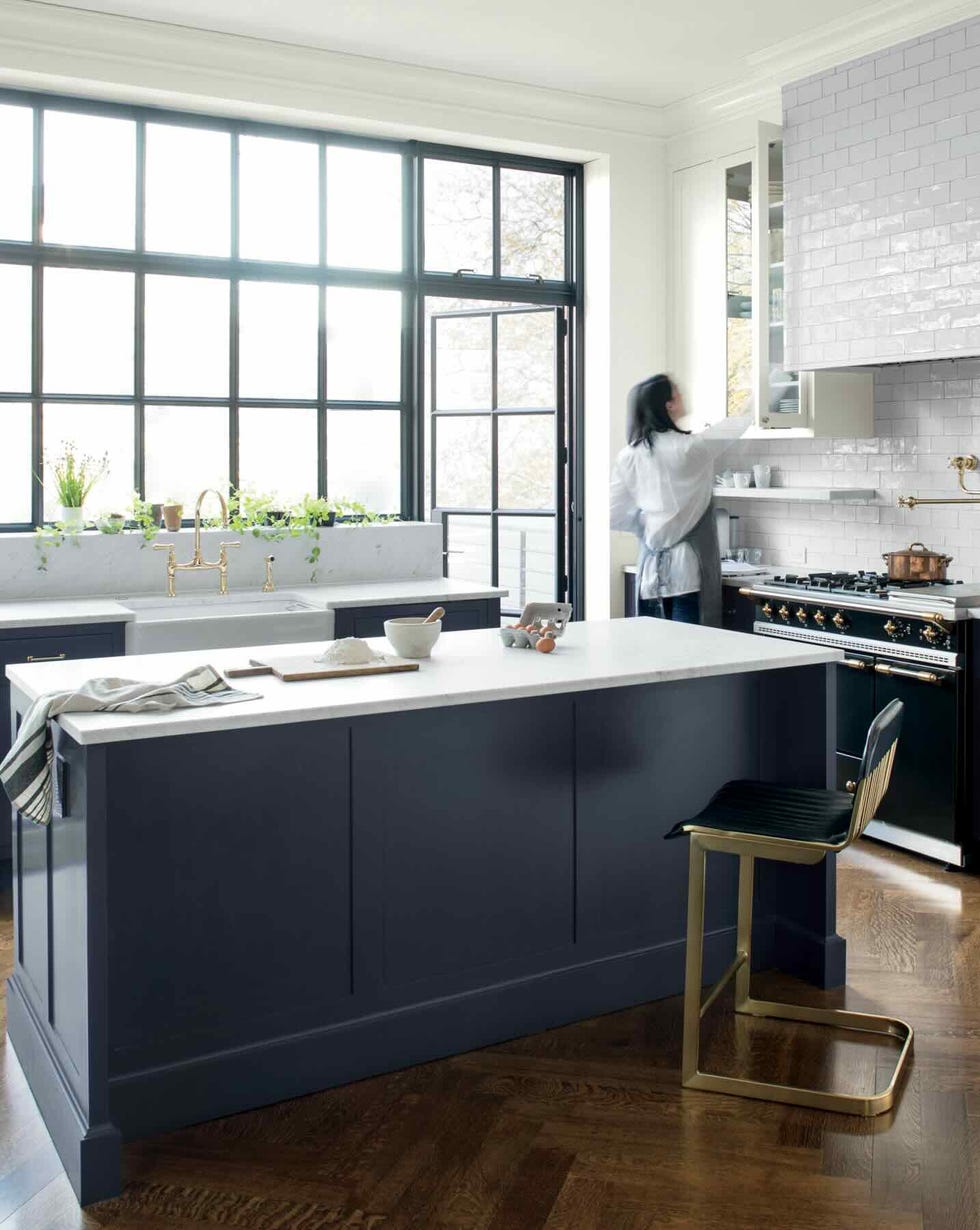 benjamin moore hale navy