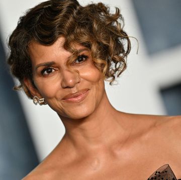 halle berry 2023 vanity fair oscar party hosted by radhika jones arrivals