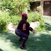 halle berry uses son as weight during squats halle berry uses son as weight during squats