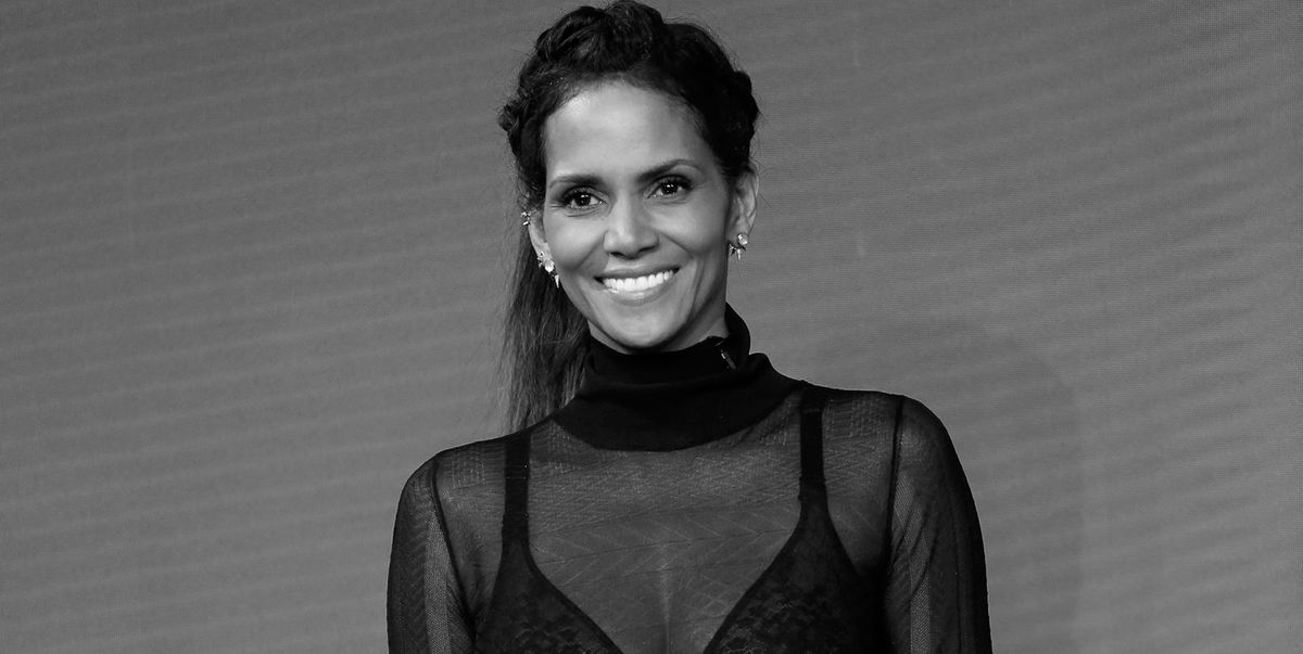 Halle Berry just shared 7 moves that helped her sculpt her abs