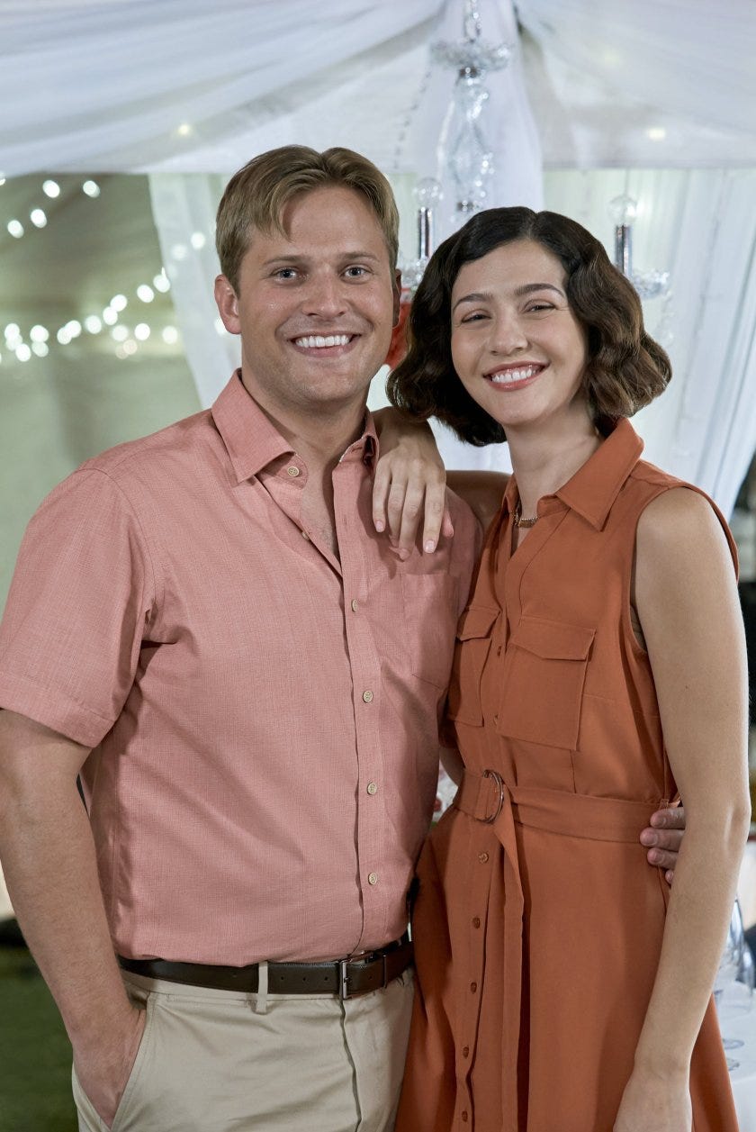 hallmark fall harvest movies 2021 love strikes twice