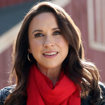 hallmark lacey chabert daughter mom throwback instagram hallmark lacey chabert daughter mom throwback instagram