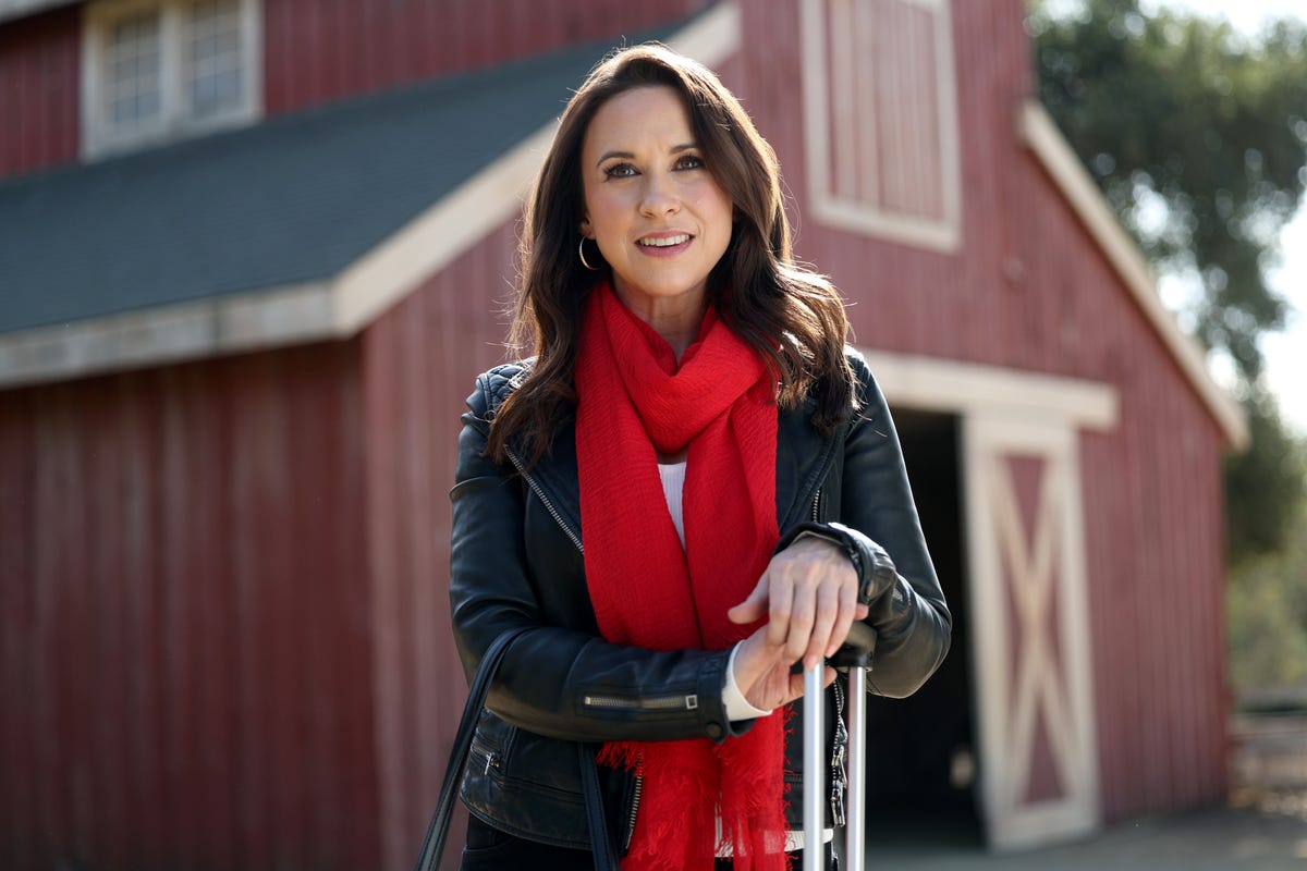 preview for You’ll Recognize These Hallmark Channel Stars